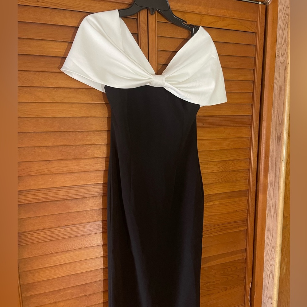 SONYA MODA BELLUNO DRESS. Size S Women
#267 - Picture 2 of 10